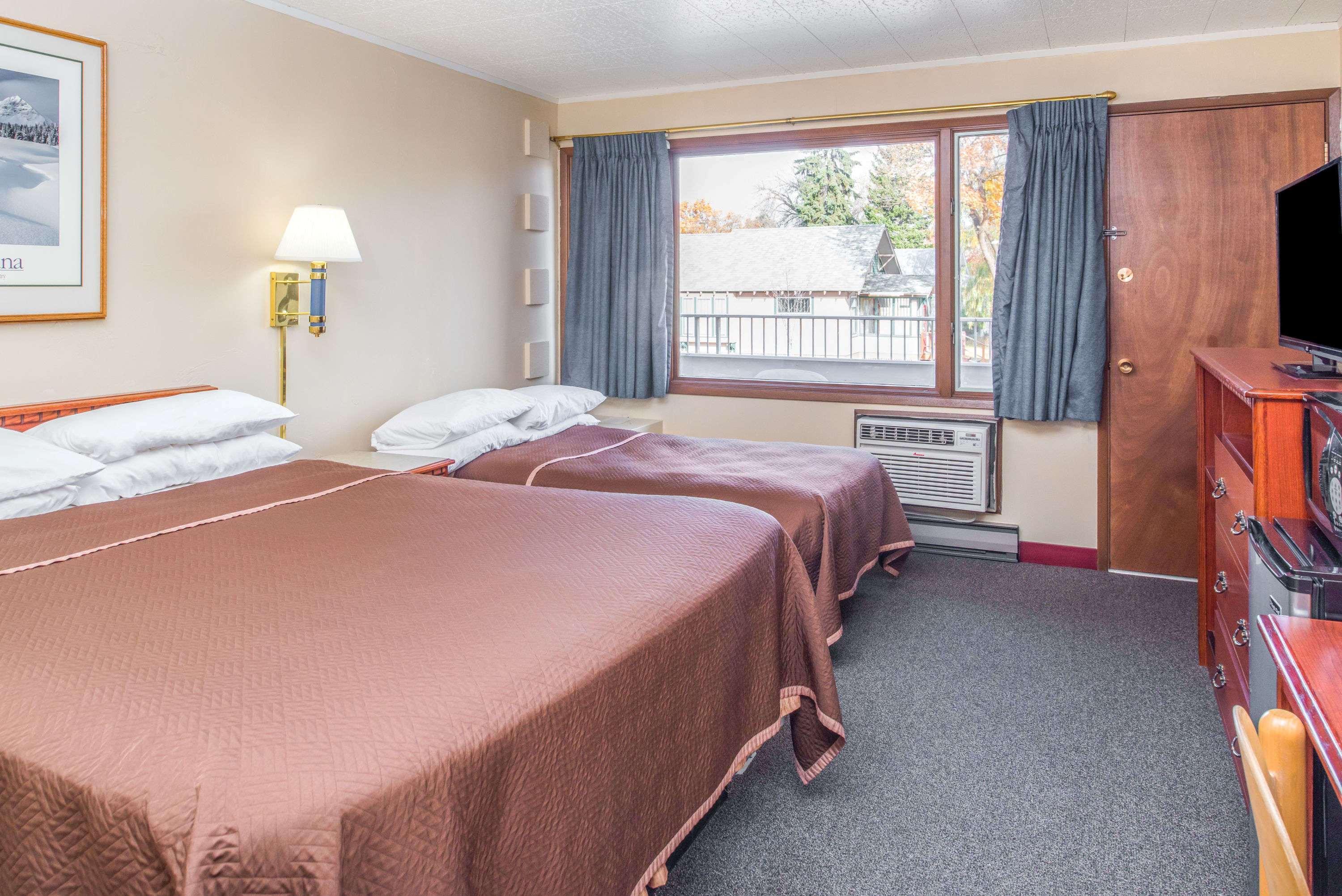 Travelodge By Wyndham Kalispell Exterior photo