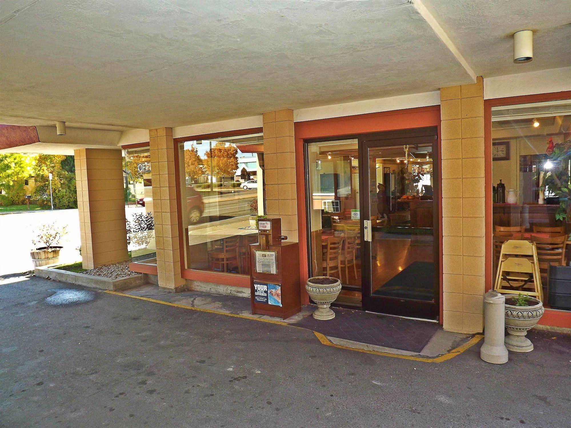 Travelodge By Wyndham Kalispell Exterior photo